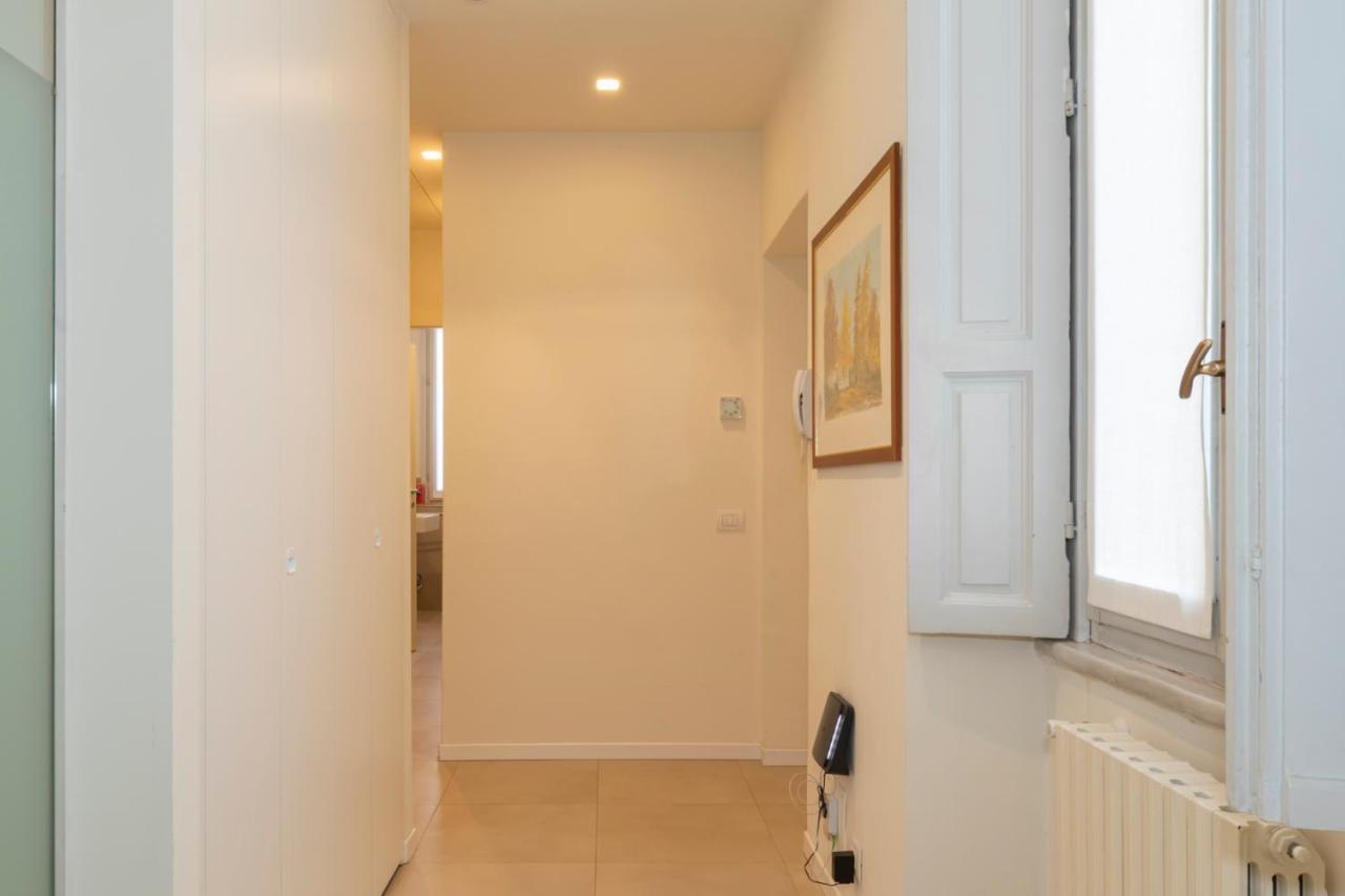 Luxury Apartment Near Duomo Italia 38 ミラノ エクステリア 写真