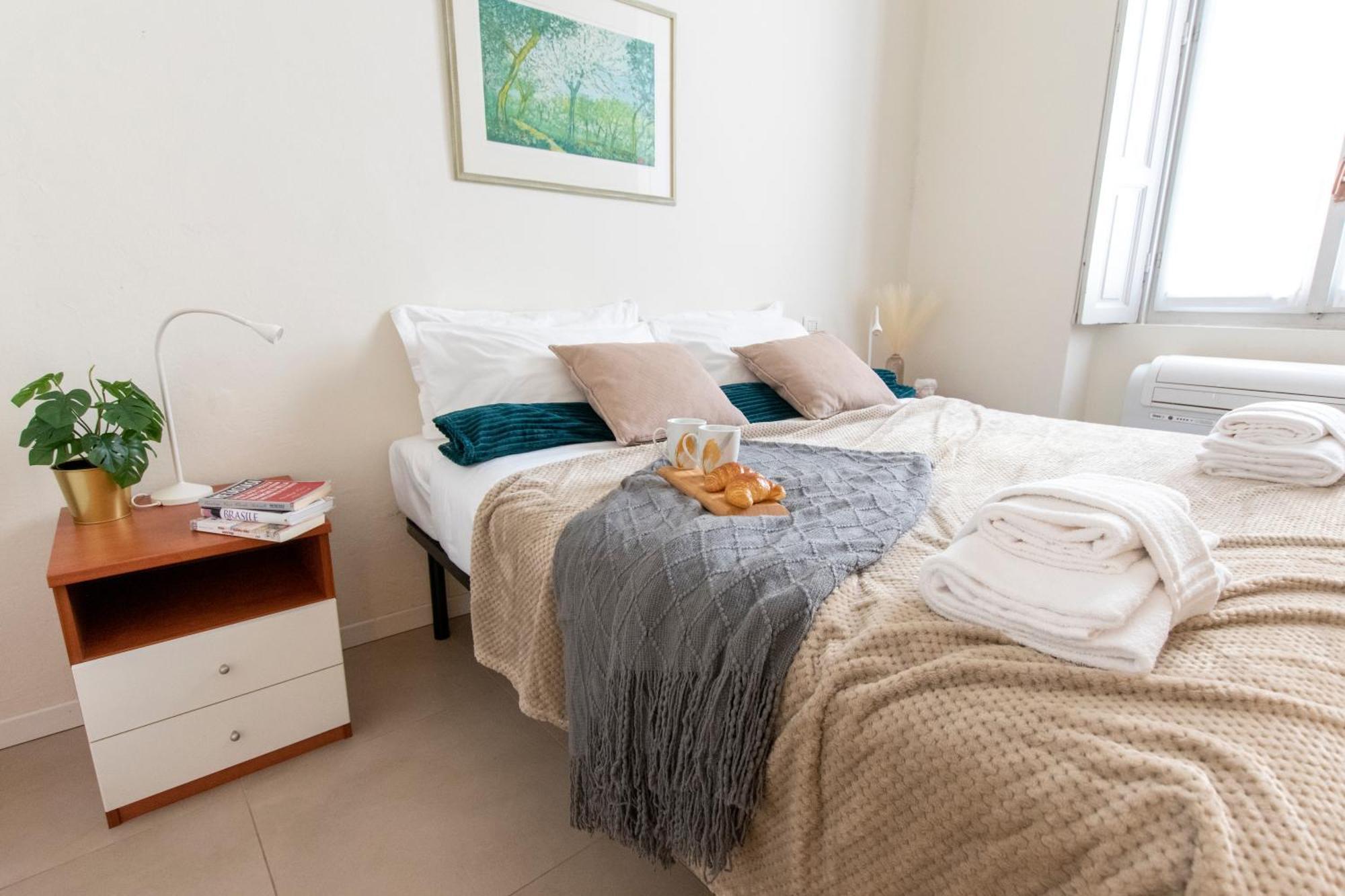 Luxury Apartment Near Duomo Italia 38 ミラノ エクステリア 写真