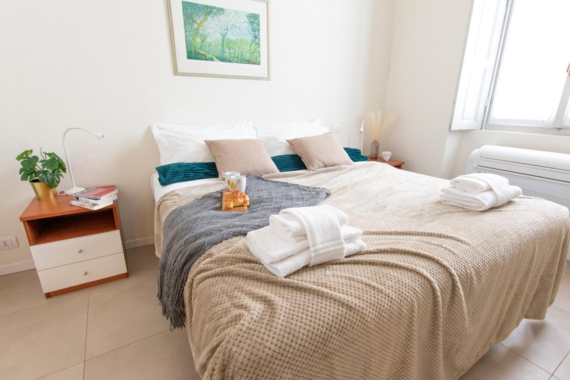 Luxury Apartment Near Duomo Italia 38 ミラノ エクステリア 写真