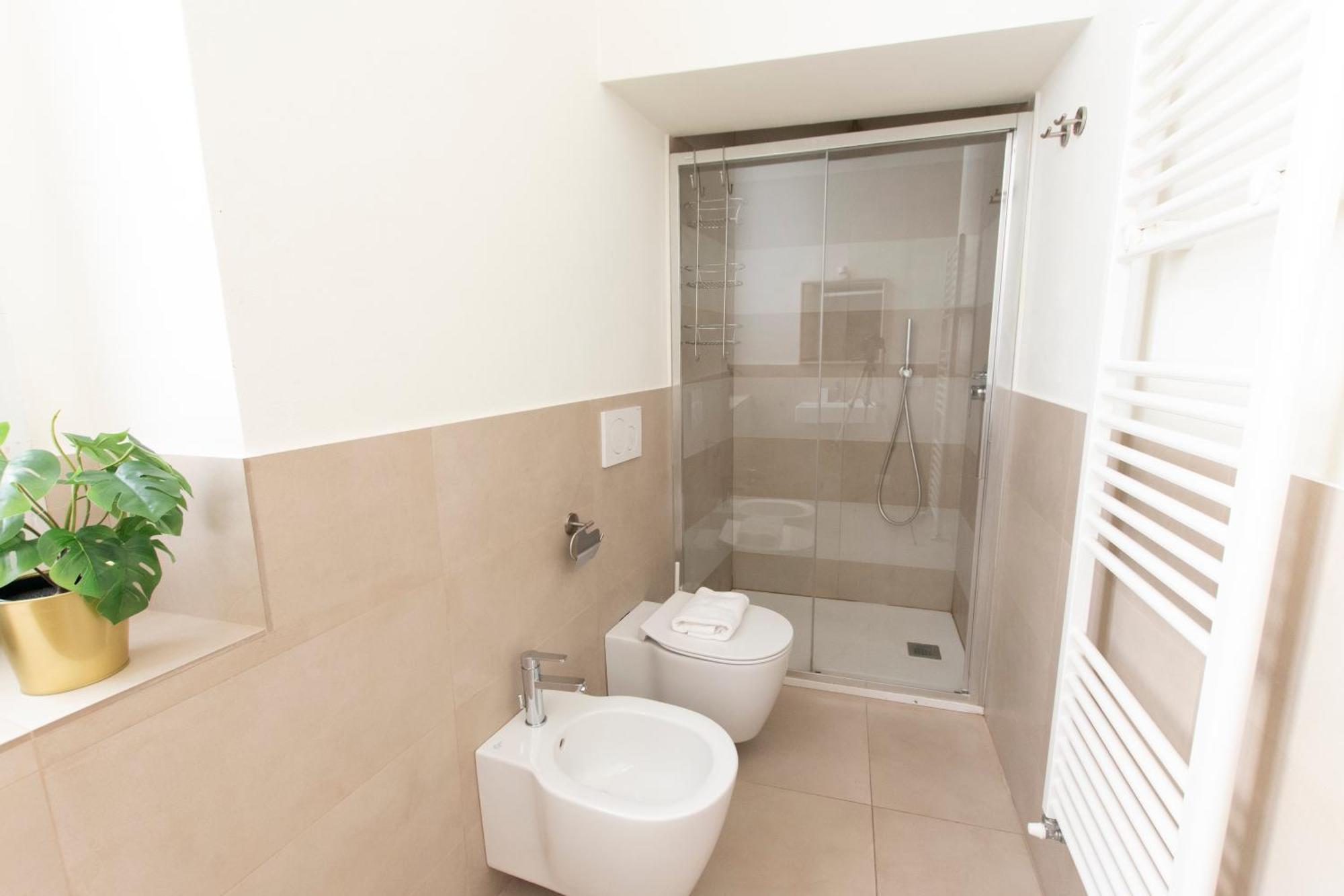 Luxury Apartment Near Duomo Italia 38 ミラノ エクステリア 写真
