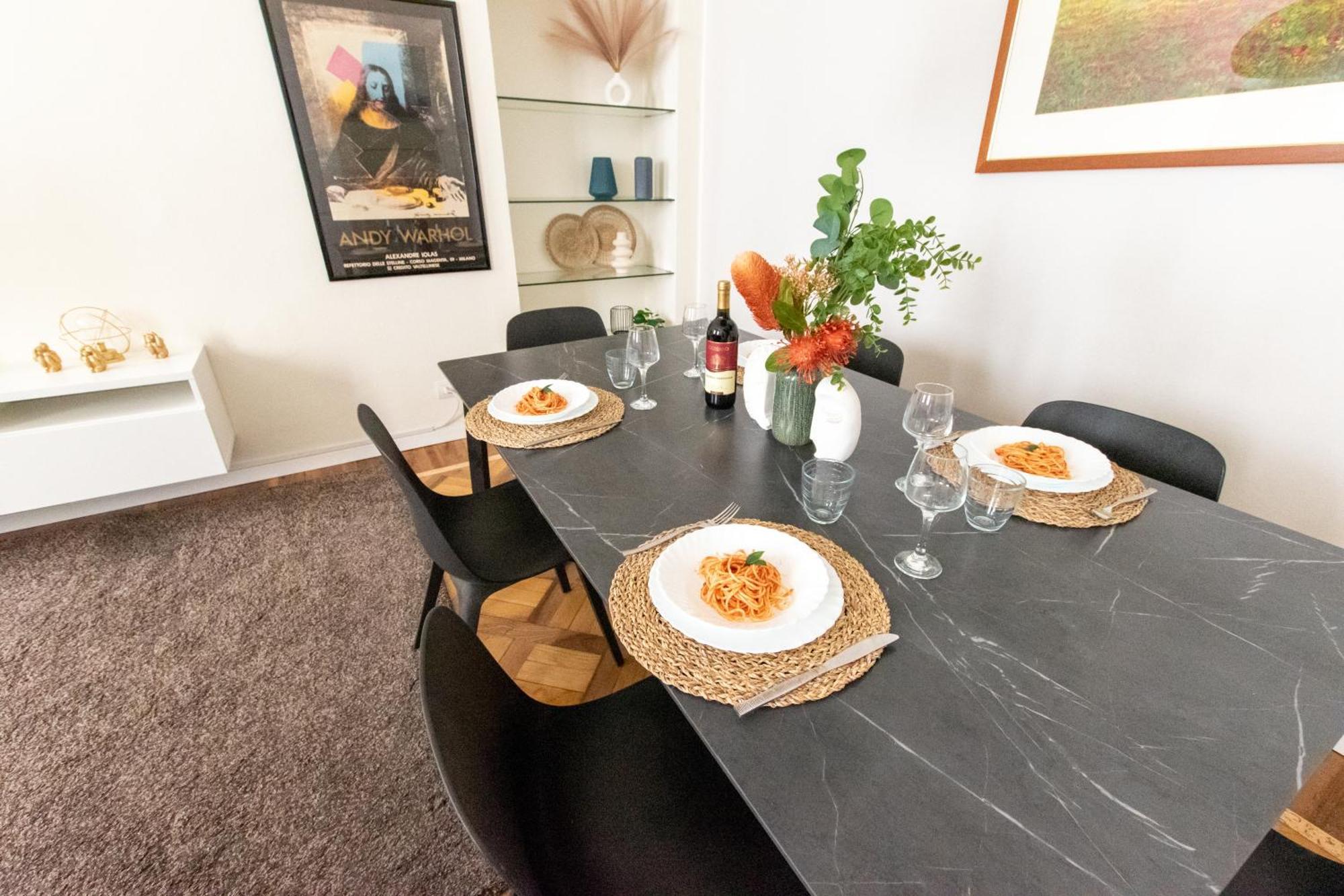 Luxury Apartment Near Duomo Italia 38 ミラノ エクステリア 写真